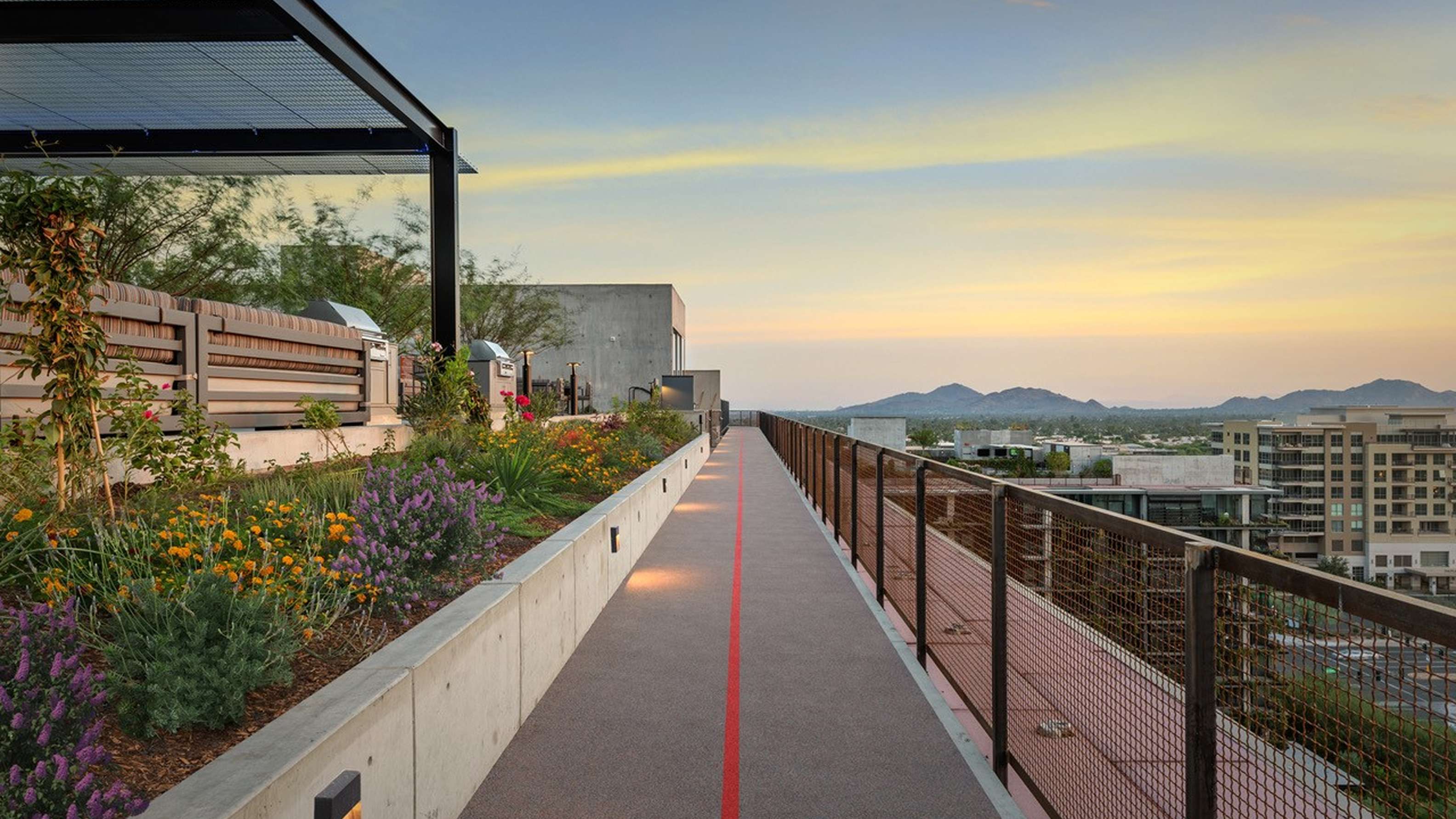 Optima Kierland Rooftop Running Track
